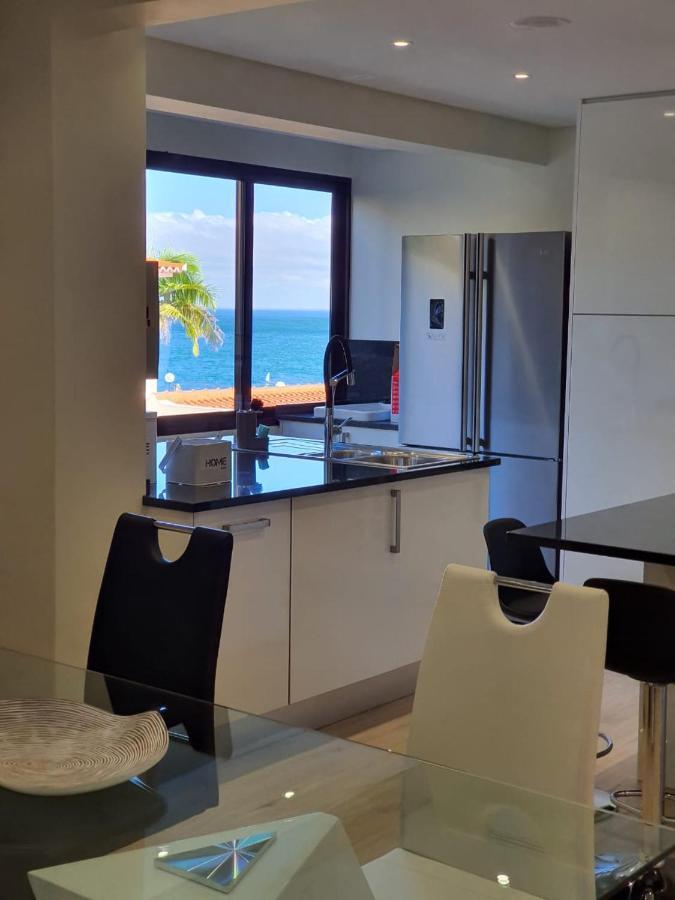 Sunrise Glances & Free Parking Apartment Funchal  Exterior photo